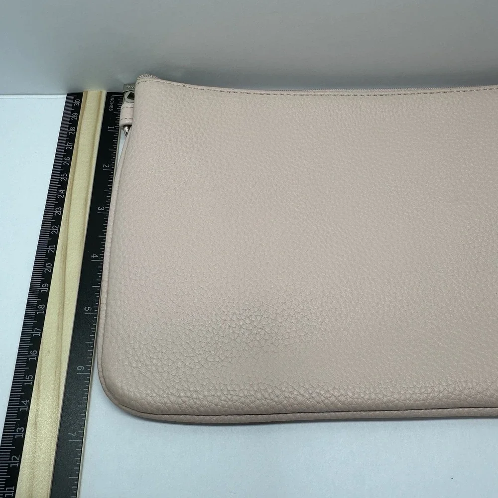 JEWELL By Thirty One Pink Pebbled Pouch‎ Wristlet Accessory Bag (No Strap)